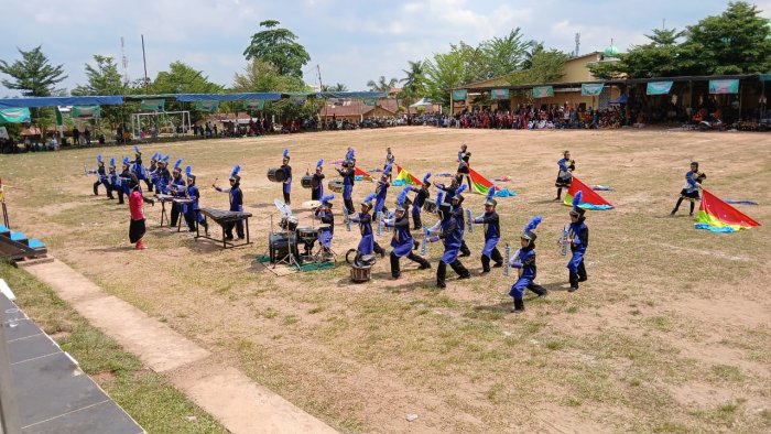 MIN Kota Jambi Ikuti Pawai Pembukaan AKSIOMA-KSM Ke-10 MIN Kota Jambi Ikuti Pawai Pembukaan AKSIOMA-KSM Ke-10