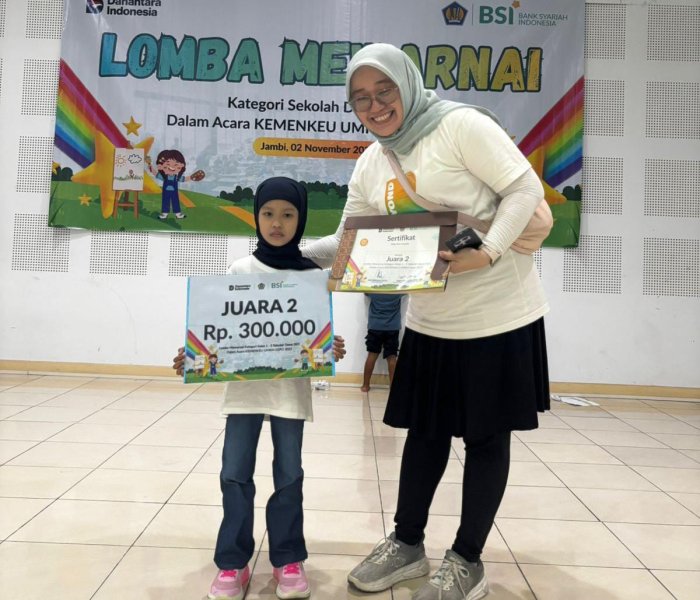 Falisha Savina Yulian Raih Juara Dua Lomba Mewarnai Falisha Savina Yulian Raih Juara Dua Lomba Mewarnai